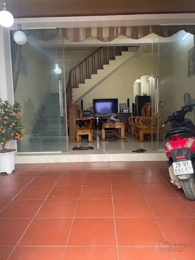 Chính chủ bán nhà mặt đường QL6 tại Cao Phong Hoà Bình. S đất 75m2 (10m mặt tiền)