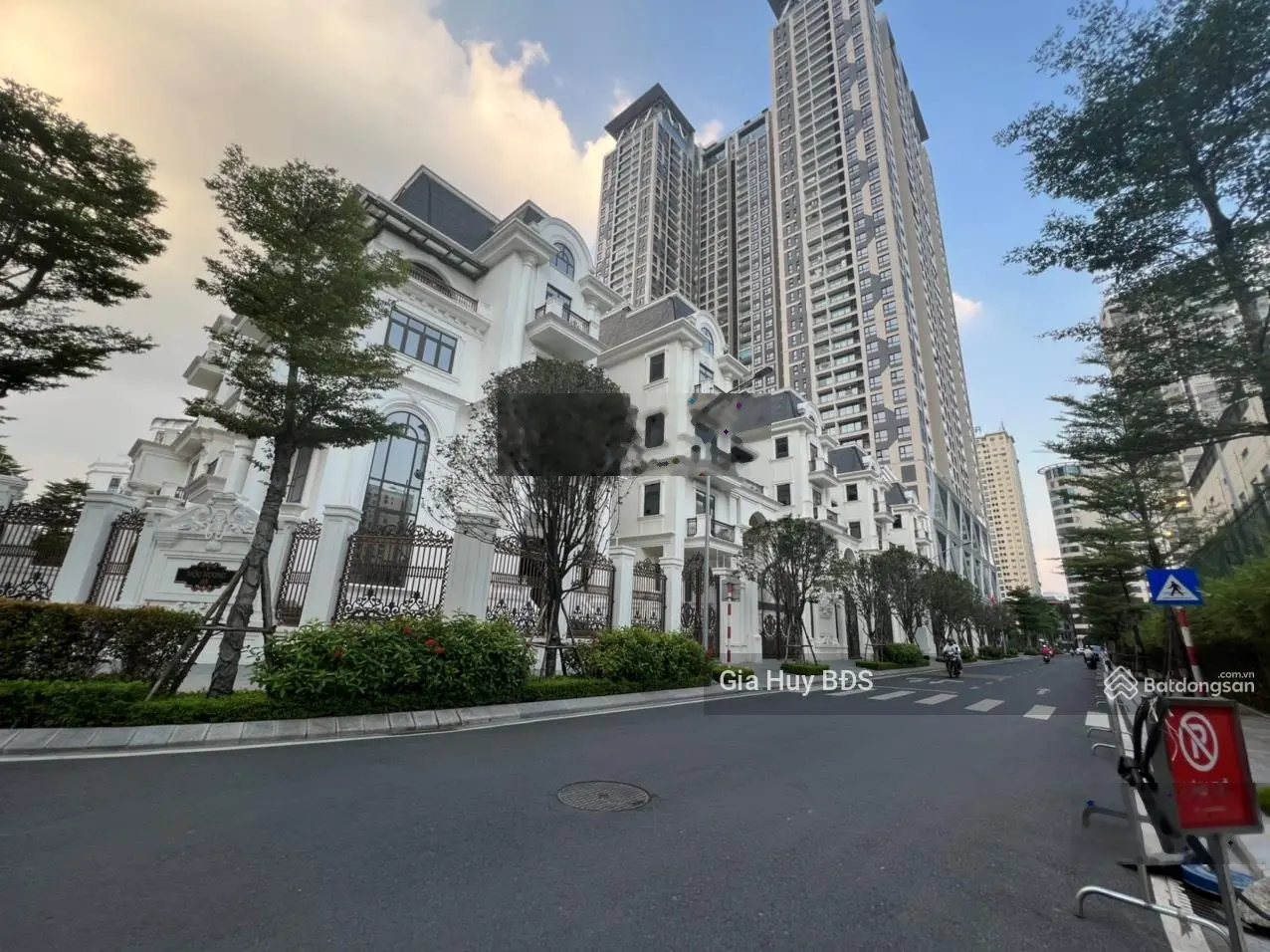 Cần chuyển nhượng lại căn biệt thự đơn lập The Zei, Mộc Hương tại Mỹ Đình DT 268m2 , Giá 8x tỷ