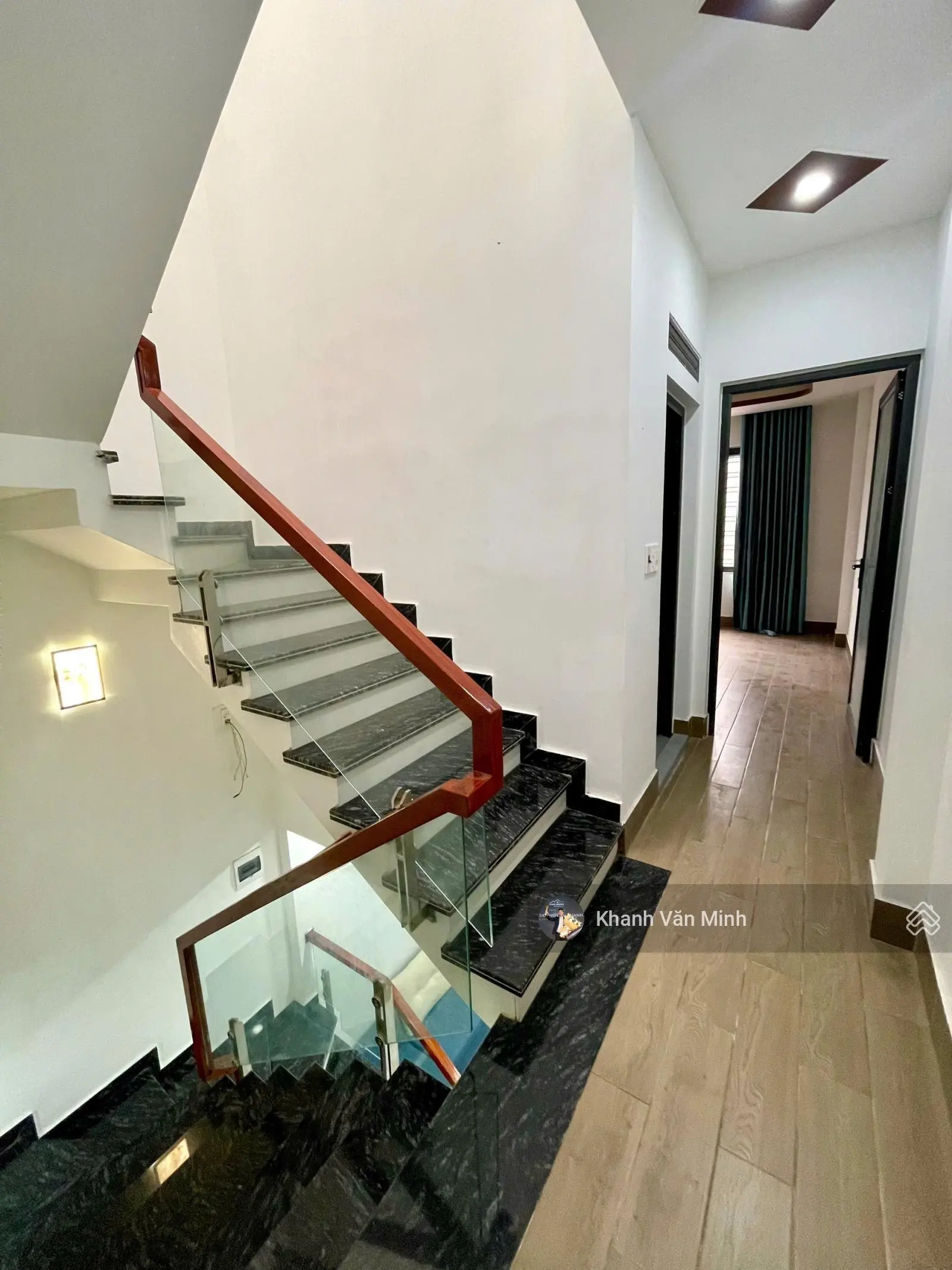 Bán nhà Dân xây 2 năm mới tinh tại Vĩnh Cát, 2,45 tỷ, 45,2m2, 3PN + 3WC, view đẹp, Q.Lê Chân, HP
