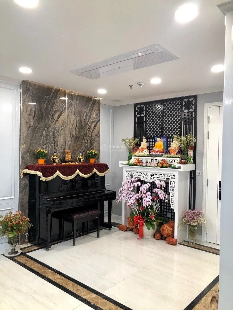 Bán căn hộ Kingdom 101, 4PN, 4WC, 145m2, 2 căn thông nhau, full nội thất, giá 13 Tỷ TL, 0908 435 ***