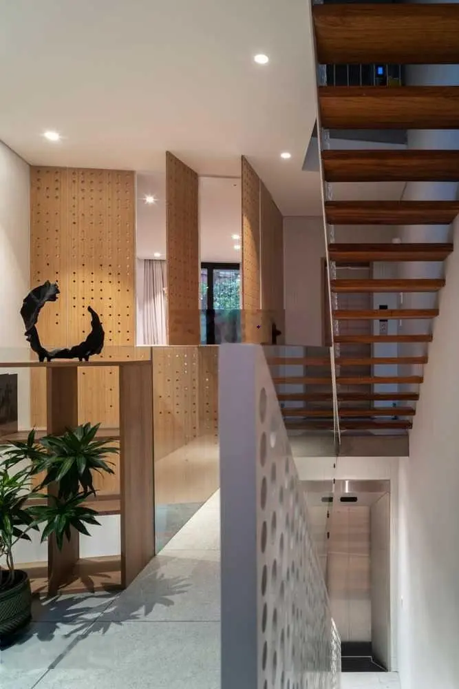Bán nhà đẹp, thiết kế độc lạ 3 lầu + sân thượng 75m2 - SHR - Quận 12 - Giá tốt 3 tỷ 879 TL