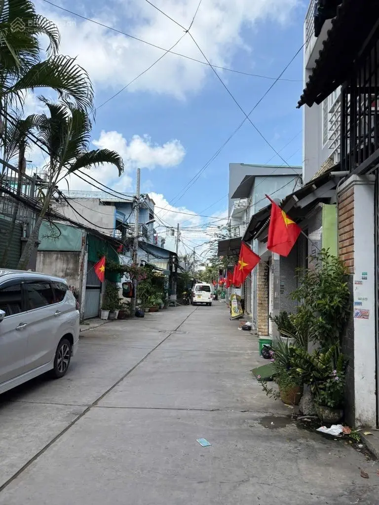 Bán nhà đường Kinh dương vương - Sinco - lô góc 3 căn cho thuê - 64m2 - dòng tiền ổn định - 5.x tỷ