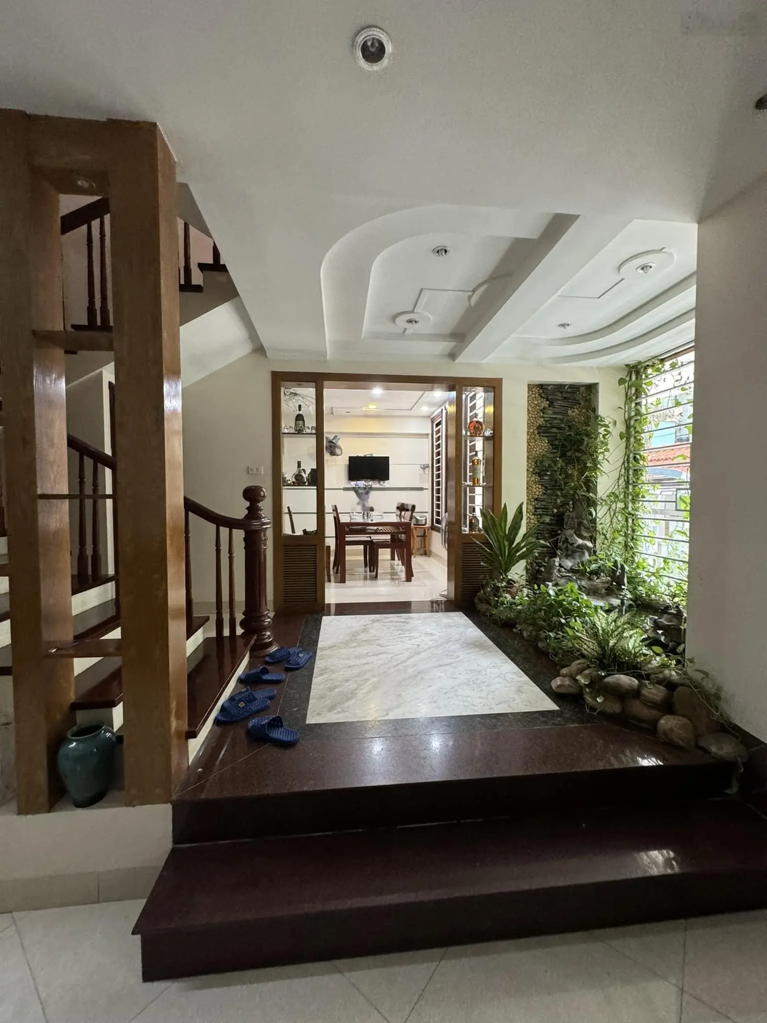 Độc nhất biệt thự lk vip khu đô thị yên hoà, 120m2 x 5 tầng, mt 10m, ô tô tránh, vỉa hè, ở sướng
