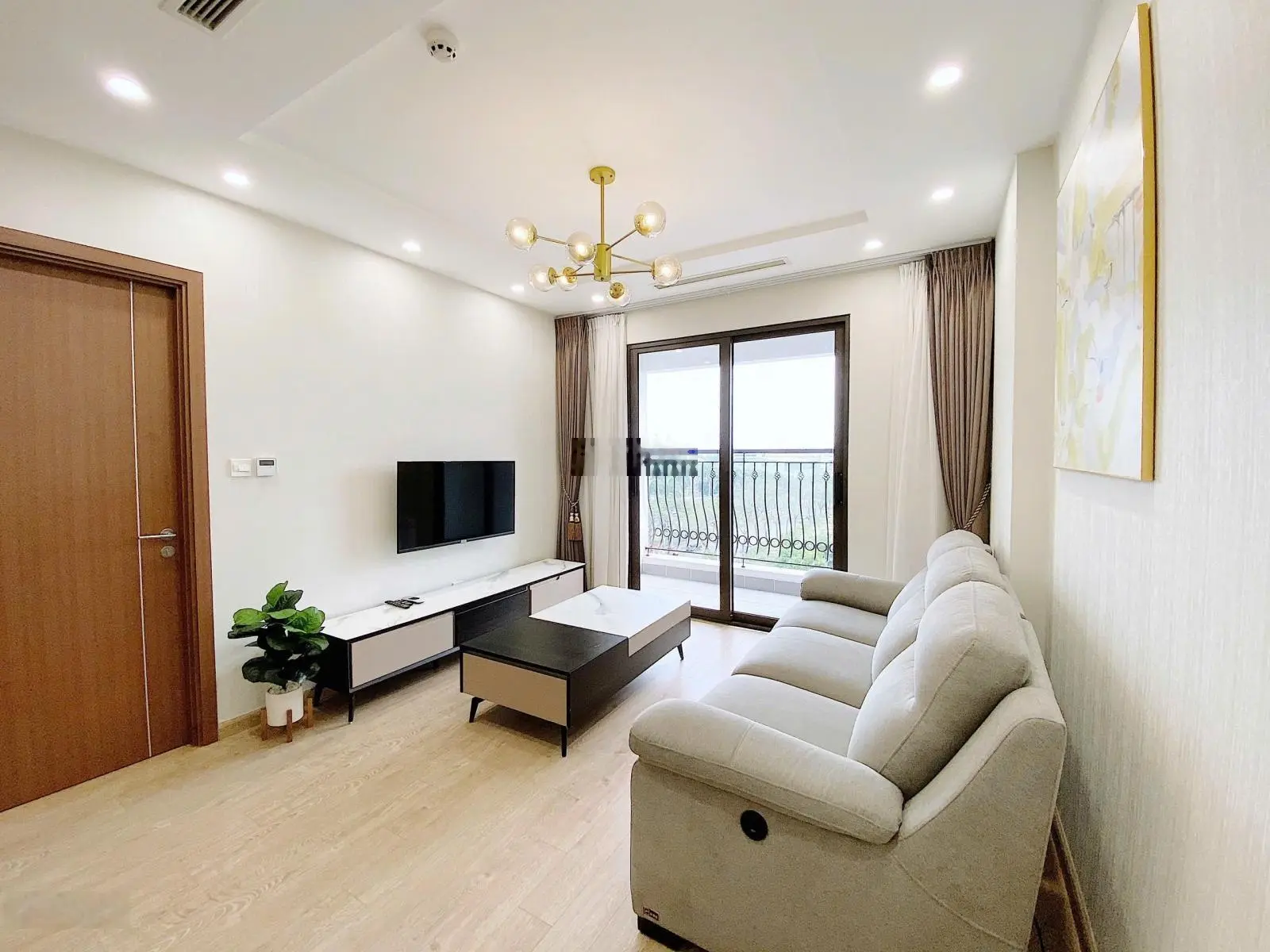Chính chủ bán căn hộ 2 ngủ Florence Mỹ Đình đầy đủ nội thất giá chỉ nhỉnh 5 tỷ