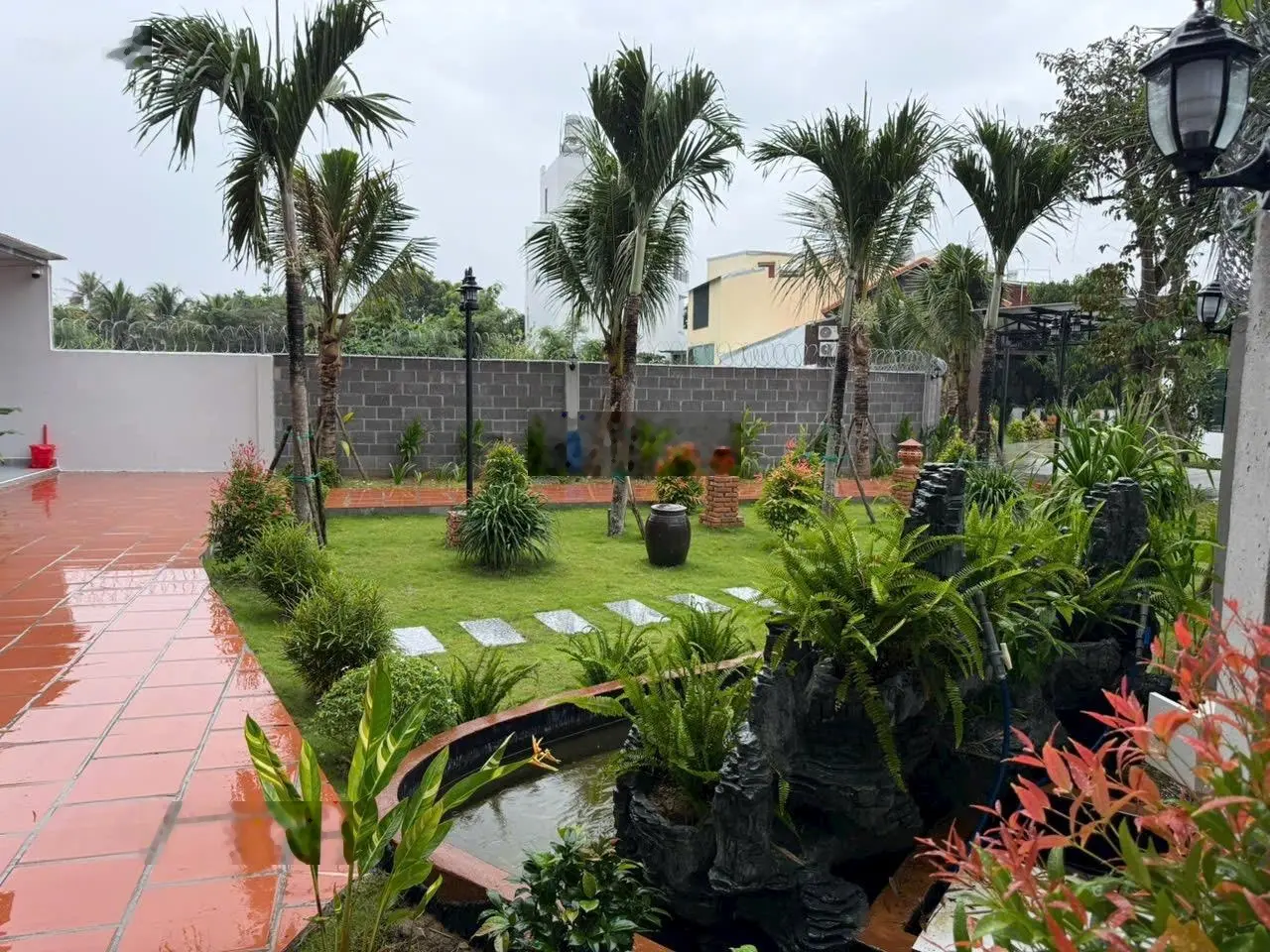 Căn nhà vườn 1100m2 sát đường Võ Nguyên Giáp, xã Vĩnh Hiệp, TP Nha Trang giá siêu tốt