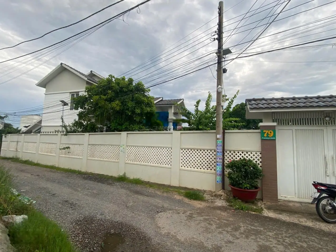 Bán biệt thự sân vườn - 79 Trường Chinh, Phong Nẫm vị trí ngay mặt tiền Quốc lộ 1A