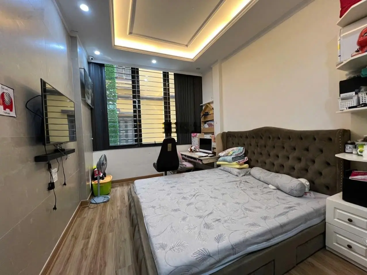 Bán gấp nhà riêng phố Hoàng Cầu 45m 5Tg MT 3,6m chỉ 8,2 tỷ 10m Ô tô tránh KD nhỏ.