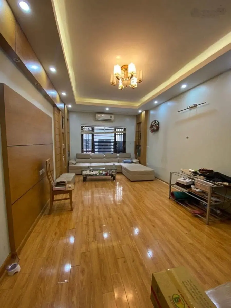 Siêu víp - trung kính 57 m x 5 tầng mặt ngõ ô tô thông thoáng 4 ngủ sổ đỏ đẹp- có gpxd- gara ô tô.
