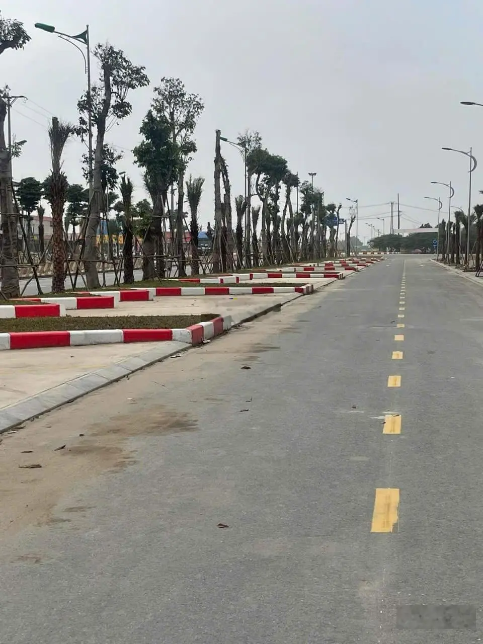 Bán đất khu dự án đô thị Kim Cương DT 102m2 2 mặt tiền 6m đường 13.5m giá 39.5 tr m2 0965 596 ***