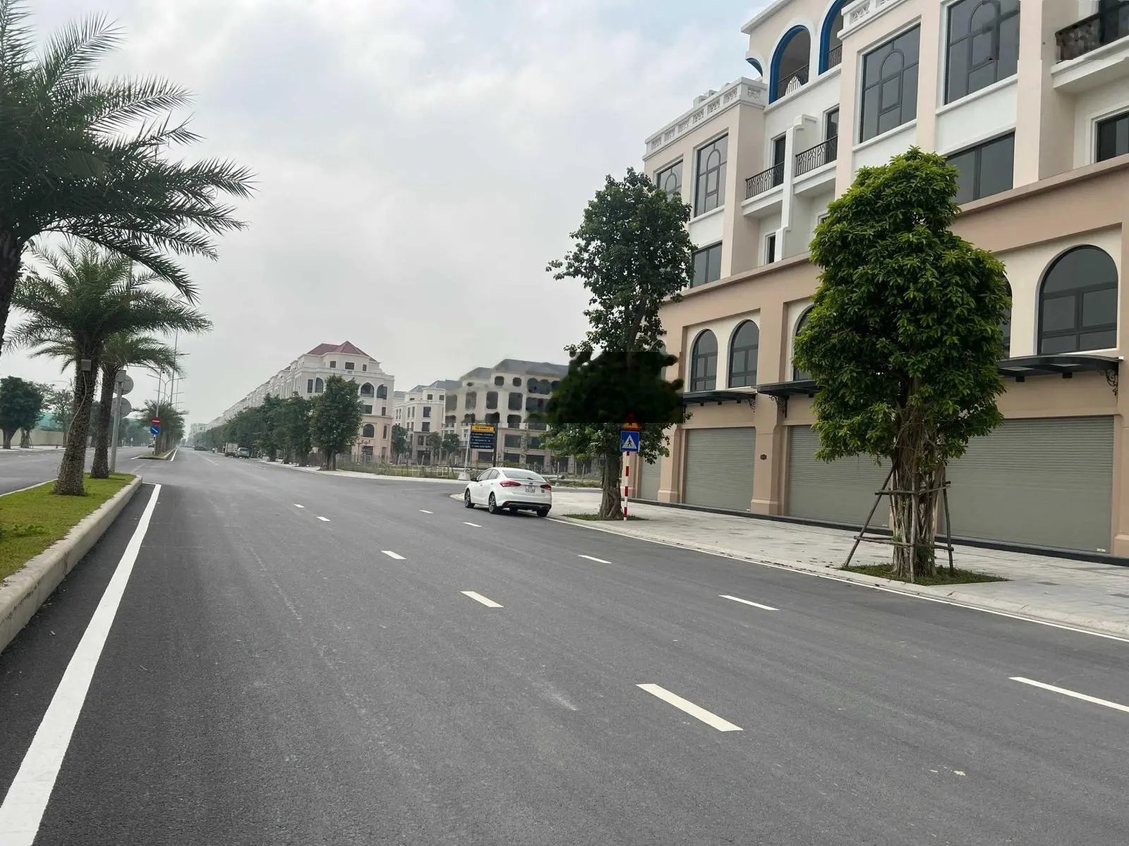 Chính chủ bán cắt lỗ Biển Xanh 120m2 mặt tiền 6m hai mặt đường 35m, đối diện 9 Chung cư Masterise