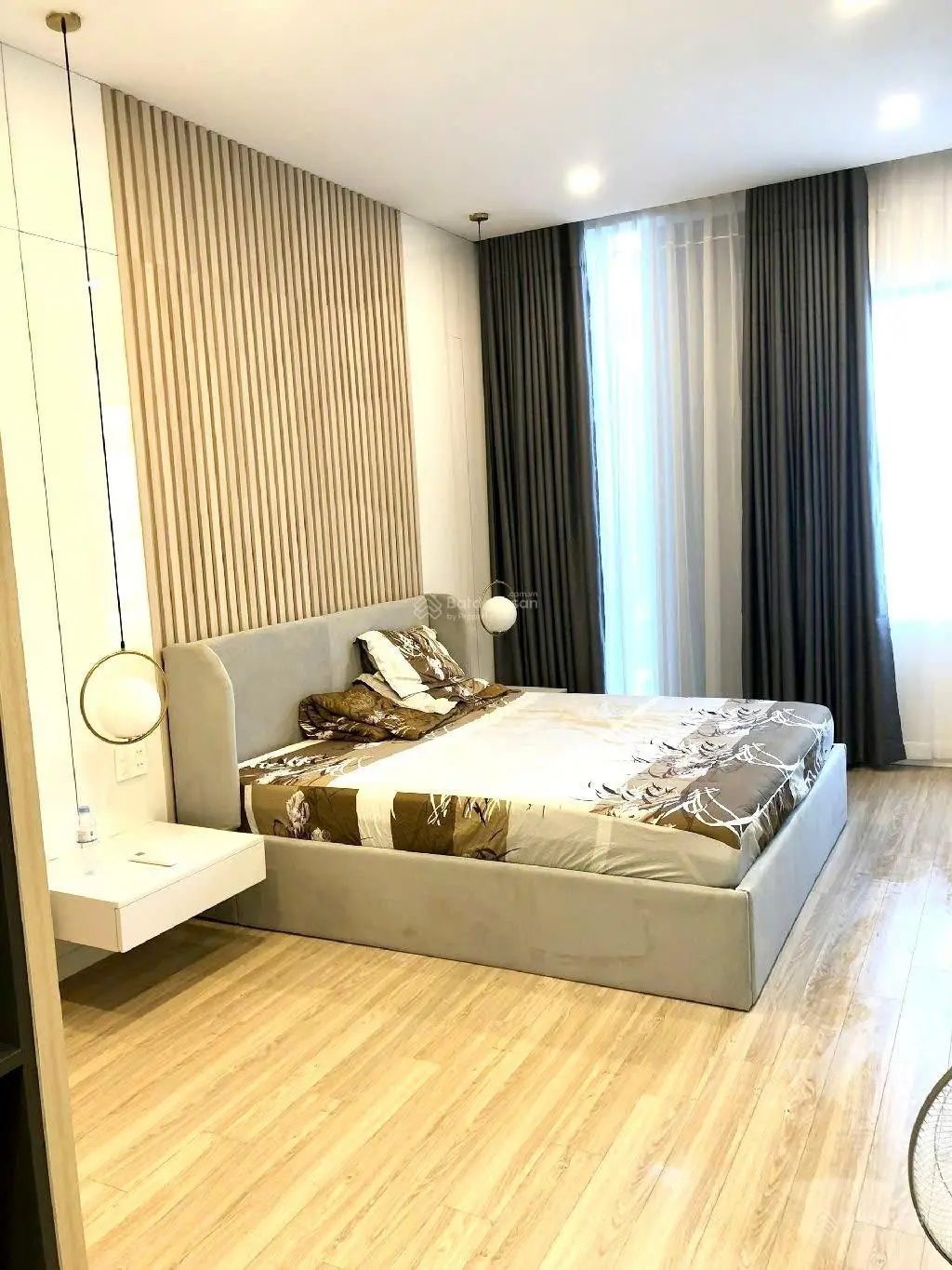 Bán nhà 3 tầng siêu đẹp đường Dương Lâm bên sông Hàn, full nội thất mới xịn giá rẻ bán nhanh