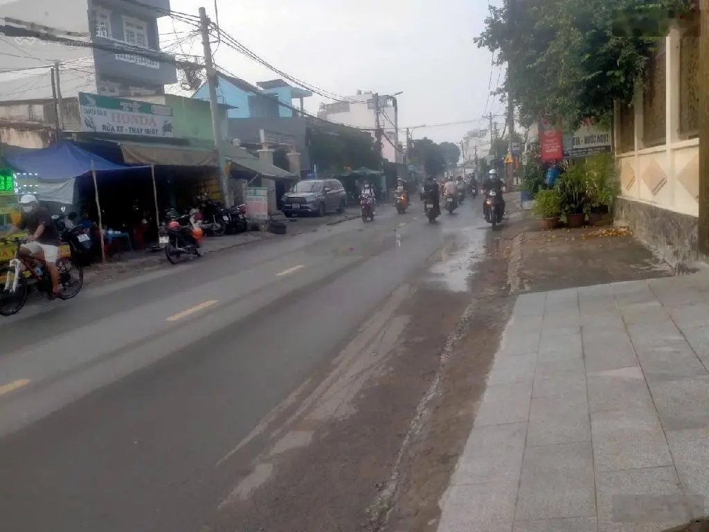 Bán nhà C4 309m2 mặt tiền Làng Tăng Phú Tăng Nhơn Phú A nhỉnh 20 tỷ