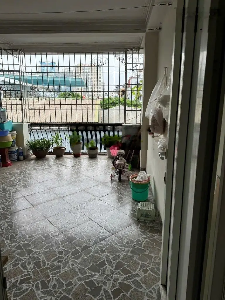 Bán nhà Cầu Giấy mặt ngõ ô tô tránh, kinh doanh đỉnh, ngõ thông - 2 thoáng full tiện ích