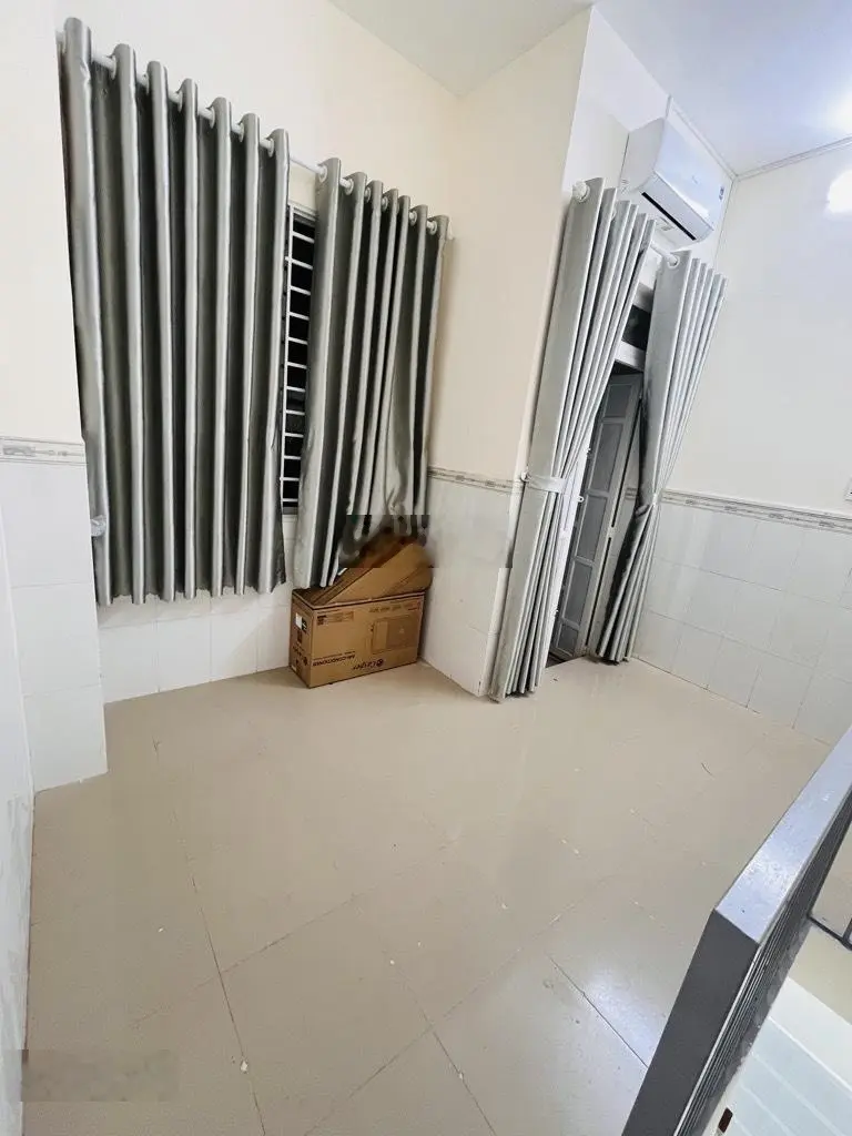 Nhà nhỏ xinh hộ khẩu Q7 xe hơi nhỉnh 1 tỷ