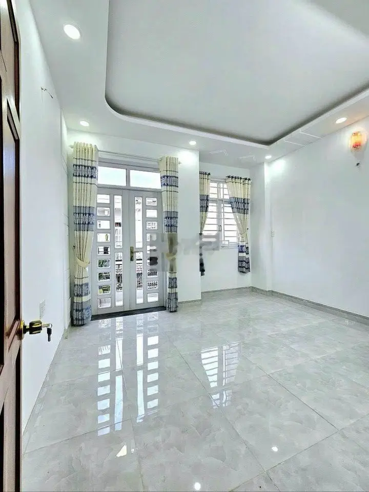 KD lỗ nợ NH bán nhà 1T1L Trần Quang Diệu Q3 52,2m2/ 1 tỷ 480Tr SHR/ HC