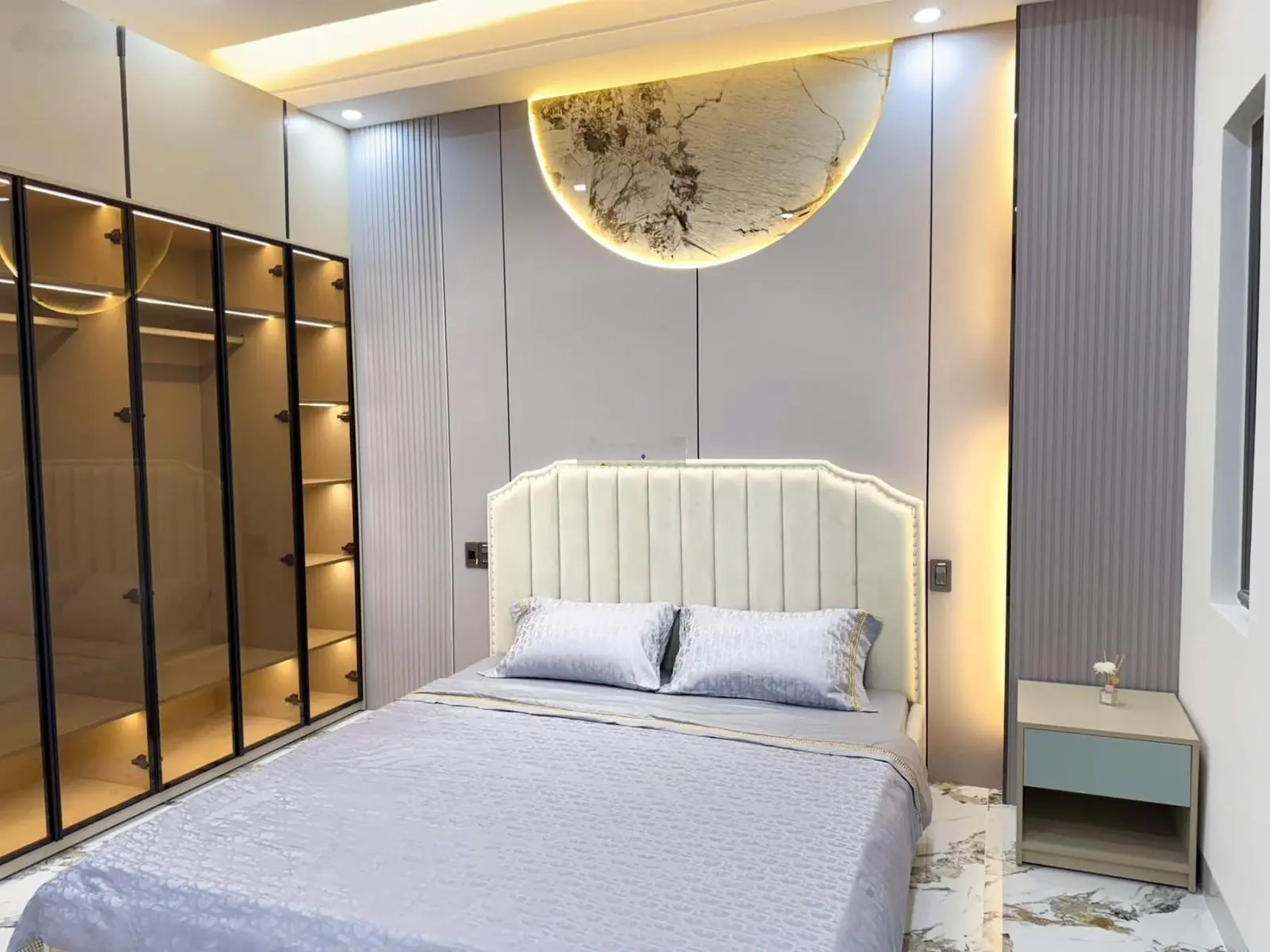 Bán nhà đẹp vừa hoàn thiện xong MT Hoà Minh 22