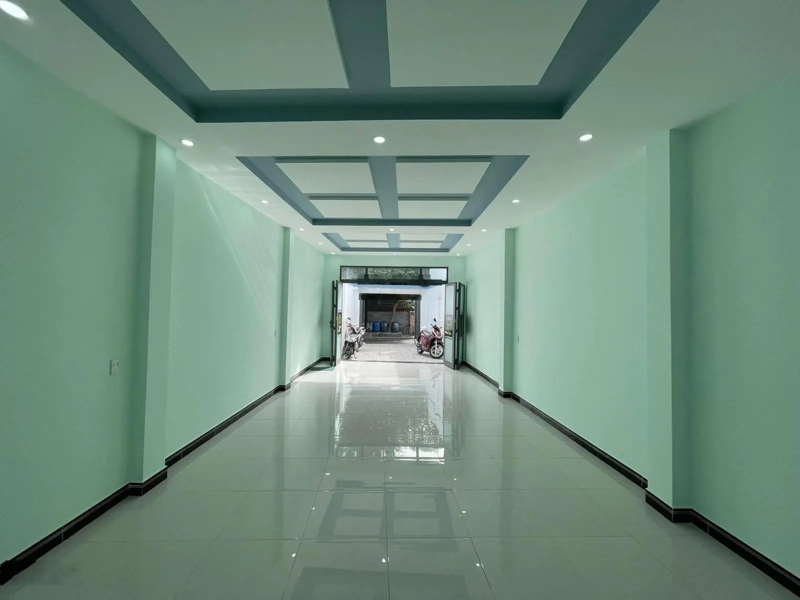 Nhà trệt lầu MTKD đường Đỗ Tấn Phong, P. Tân Đông Hiệp, Tp. Dĩ An. DT: 132.6m2. Giá: 4.5 tỷ TL