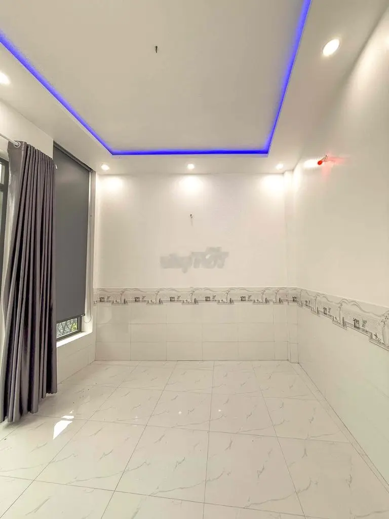 1 tỷ xx - Nhà 4 phòng ngủ hẻm oto gần Chợ Bông Sen Sóc Trăng