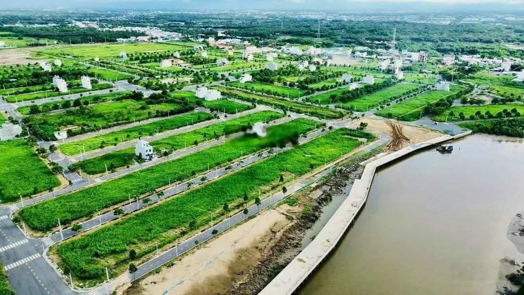 Đường số 1 DA Saigon Village, trục cổng phụ dự án, nền đất 80m2, sạch đẹp không hạ tầng, giá 1tỷ950