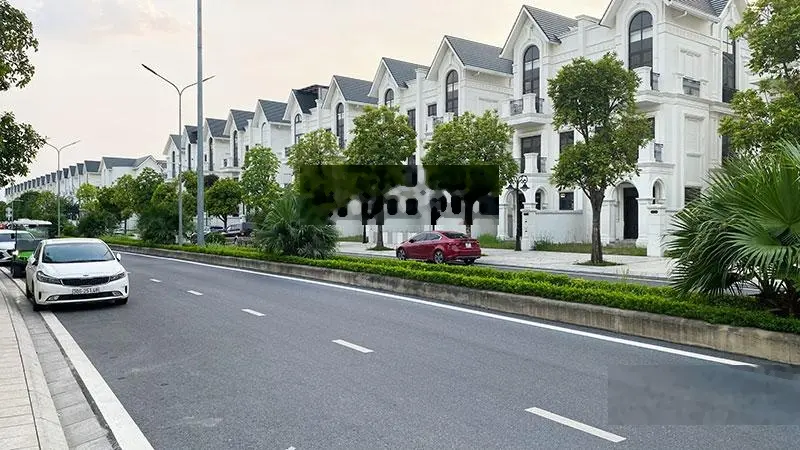 Tài chính 20 tỷ có nên đầu tư bất động sản tại Vinhomes Ocean Park 1 2 3 trong năm 2025 hay không?
