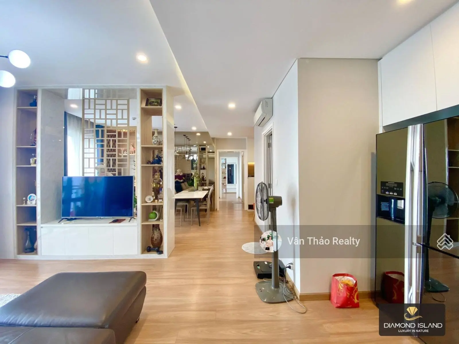 (Tầm nhìn xuất sắc) Căn hộ 3PN 143m2 - cỡ lớn view sông, Landmark 81, Bitexco ngay Quận 2