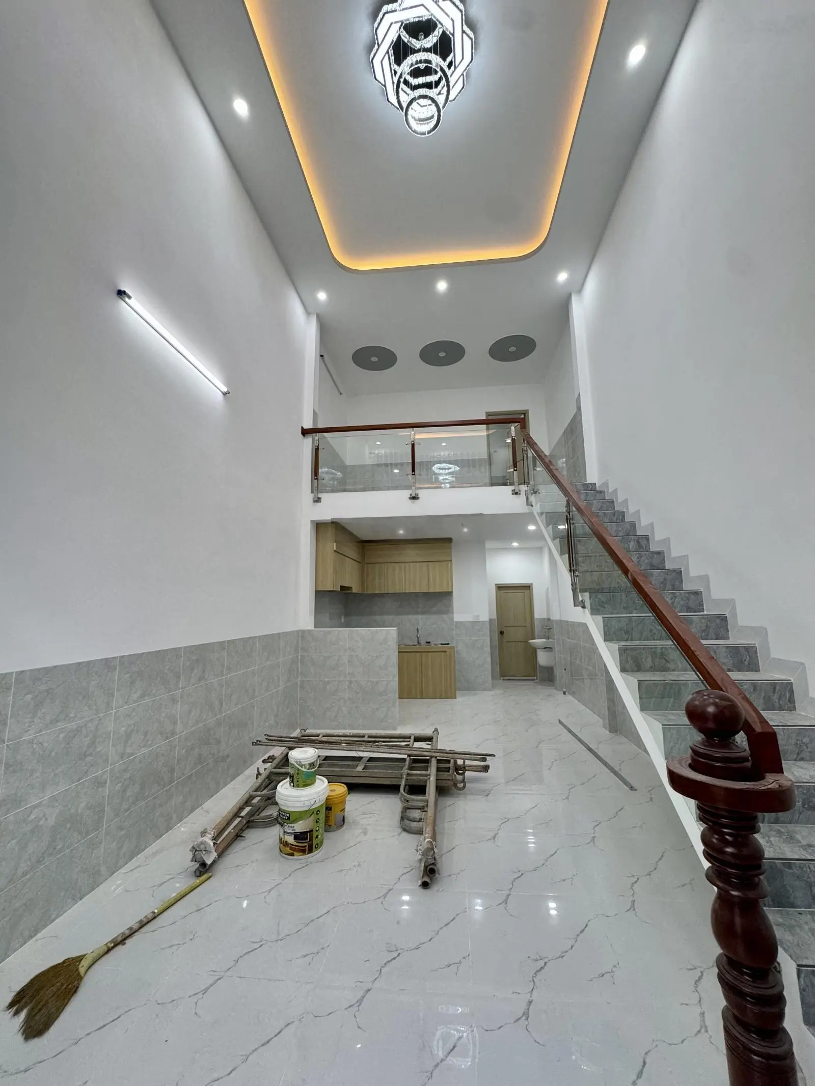 Bán nhà trệt lửng rất kiên cố - cao cấp 1,19 tỷ ngân hàng hỗ trợ vay 50% - rẻ nhất Cần Thơ