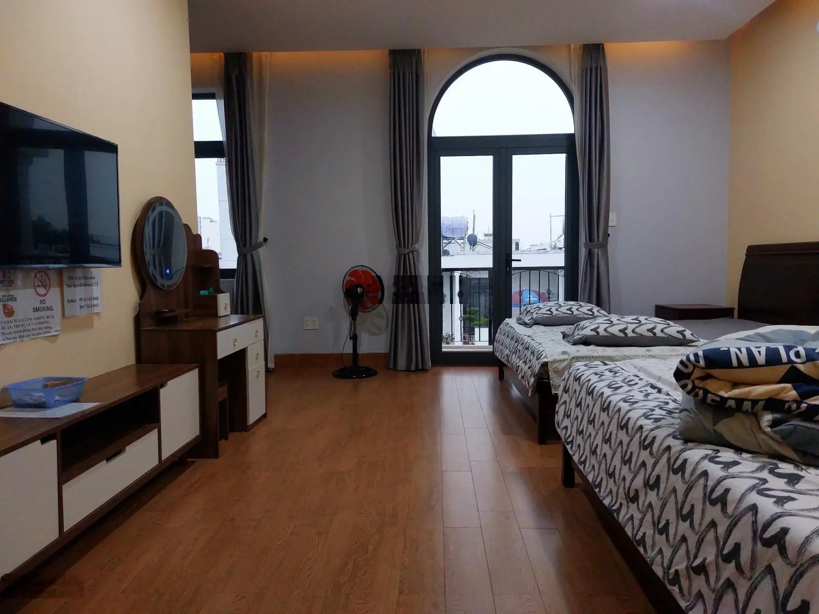 Bán tòa homestay & coffee bar 2 mặt tiền dòng tiền ổn định 150 triệu/tháng vị trí: phố du lịch