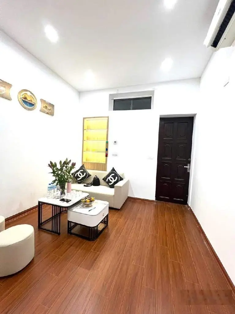 Bán nhà mặt phố Trường Chinh 187,6m2 3 tầng 54 tỷ 8 làn xe vỉa hè 5m, lô góc văn phòng kinh doanh