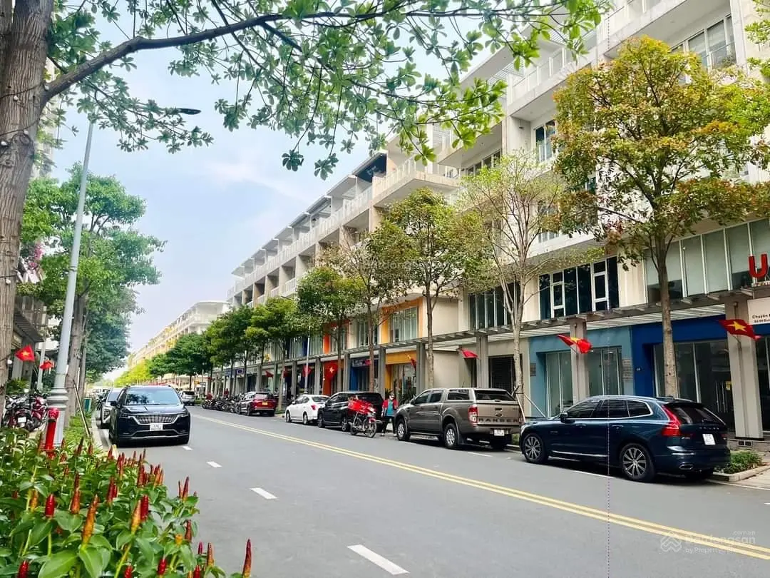 Bán Shophouse Nguyễn Cơ Thạch 2 mặt tiền, vị trí cực đẹp, đang cho công ty lớn thuê