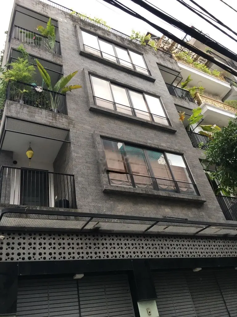 Bán nhà phố Trần Duy Hưng-76M2-5 tầng-Mặt tiền 5M-Vị trí đẹp - 13.5 Tỷ
