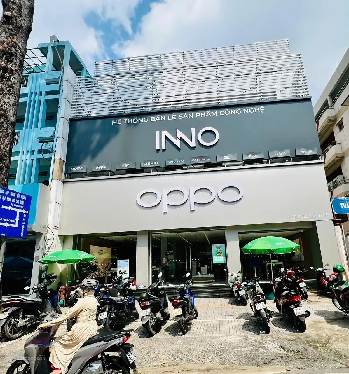 Siêu vị trí! Bán nhà Góc 2MT ngay Nguyễn Văn Trỗi, Q. PN - NH 15x10m, 4 Tầng, HĐT 200tr - Giá 40 tỷ
