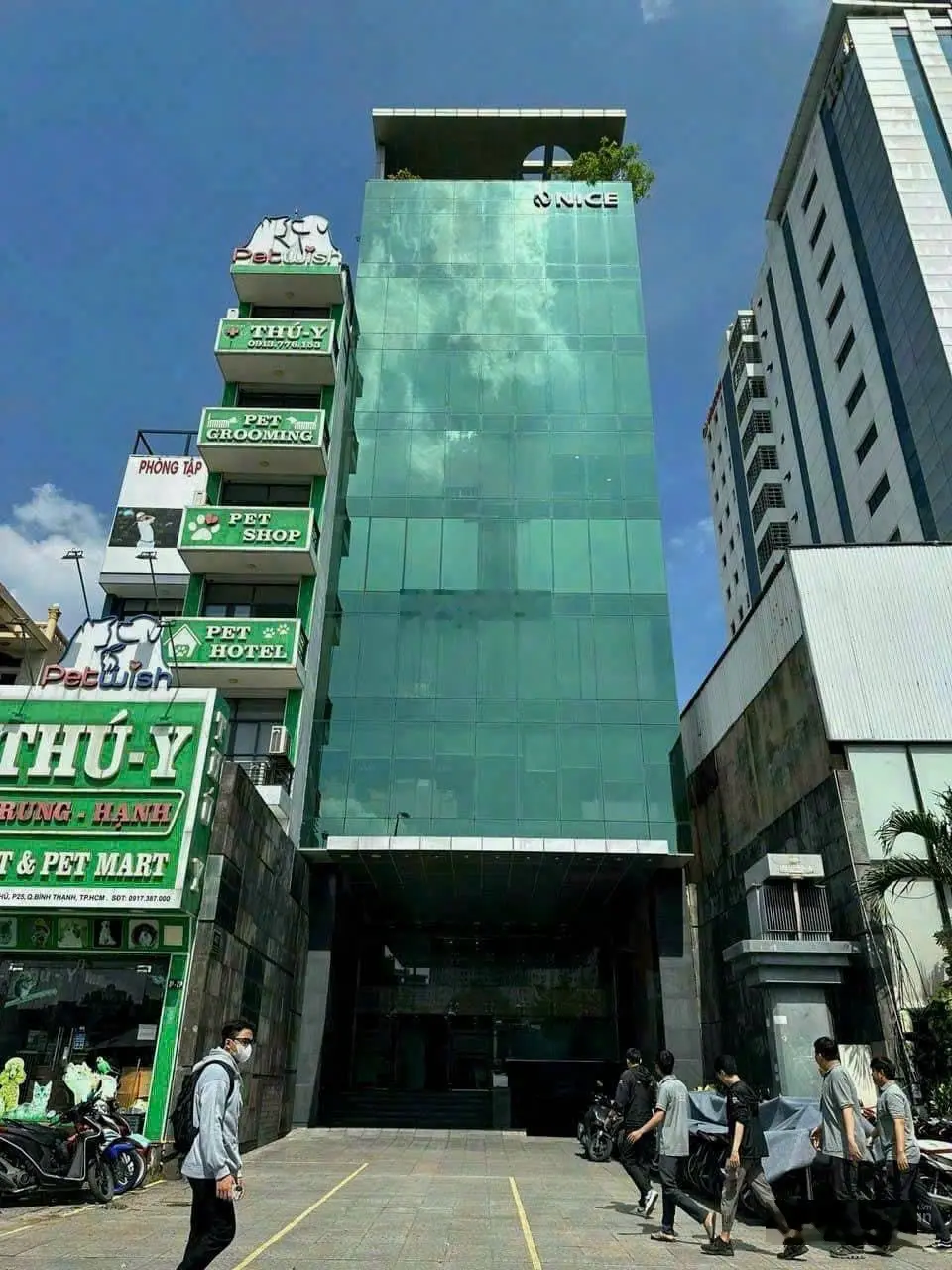 Chia tài sản bán gấp nhà ngay MT Cộng Hòa, Q.TB - 8x20m - hầm 6 tầng -HĐT: 100 triệu - giá: 36tỷ