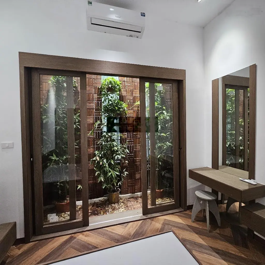 Nhà minh khai ngõ thẳng mới đẹp ở luôn tiện ích