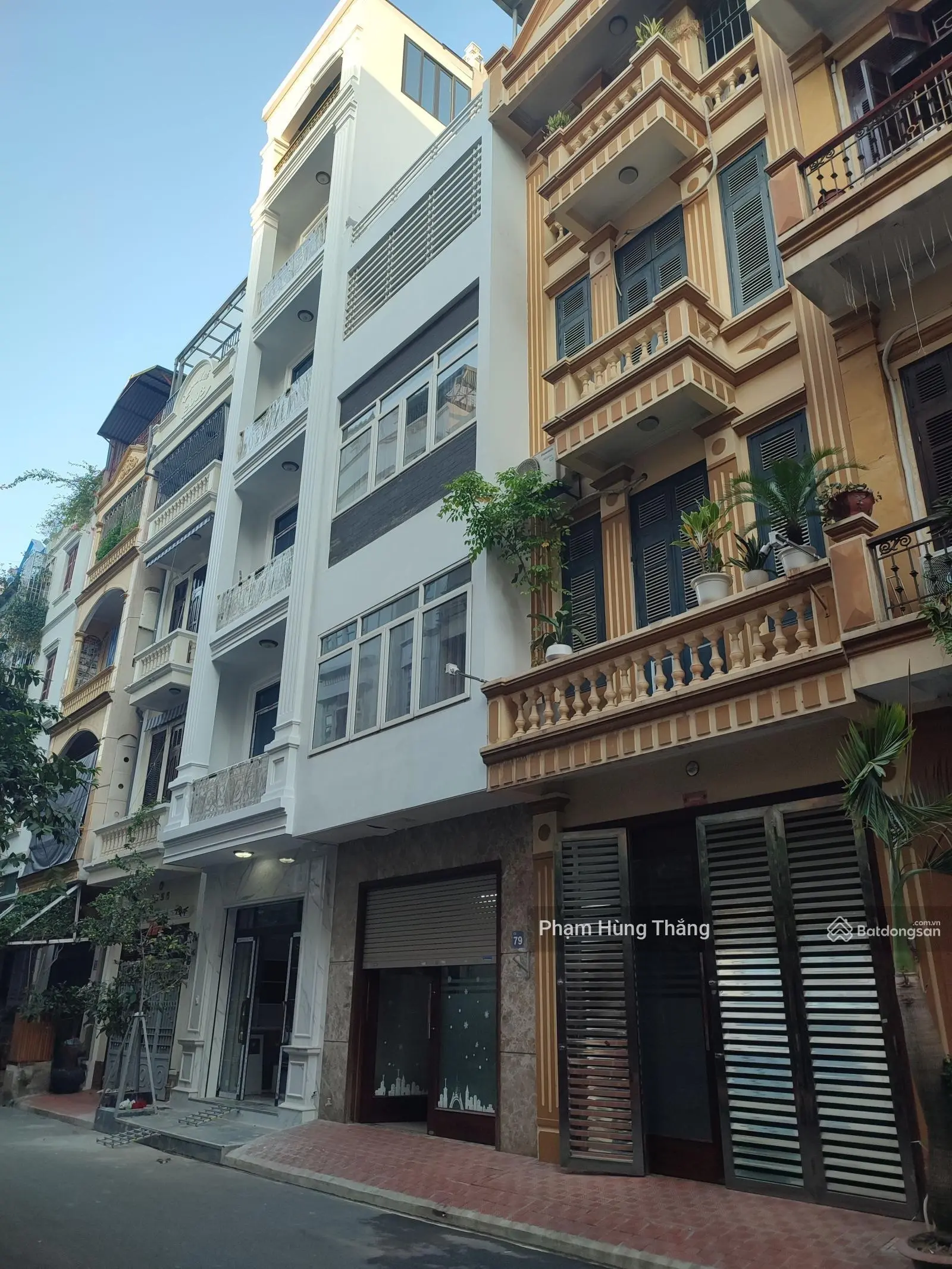 Bán nhà phân lô khu đô thị Đại Kim - Hoàng Mai. 55m2 x 5 tầng, MT 5m. Giá chỉ 17 tỷ nhỉnh. Vỉa hè