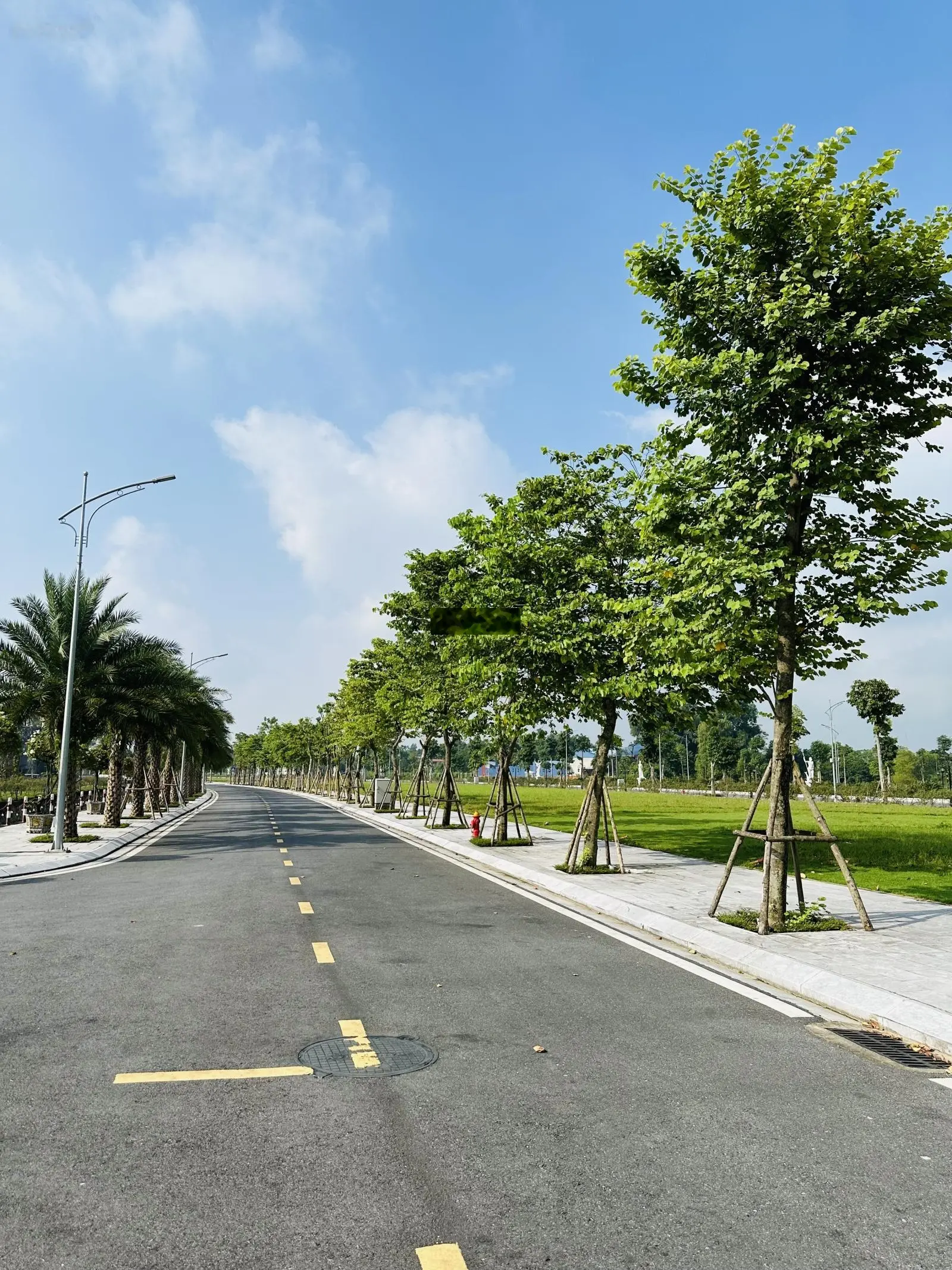 Chính chủ cần thanh khoản lô liền kề view Suối Lenin, thoáng đãng, sổ đỏ trao tay