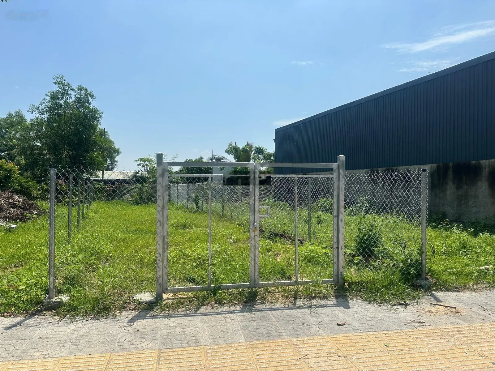Cần bán lô đất mặt tiền đường Dương Bạch Mai, thị trấn Long Điền, Huyện Long Điền, BRVT