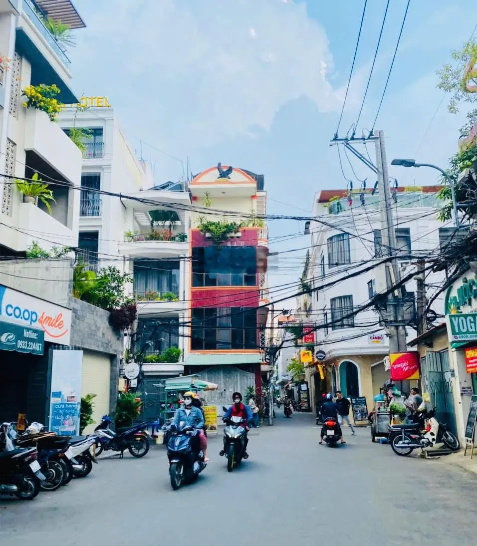 Cần bán nhà MT HXH 69/ Nguyễn Gia Trí, P25, Bình Thạnh, DT 4,8x11m, 3 tầng giá bán 10,8 tỷ TL