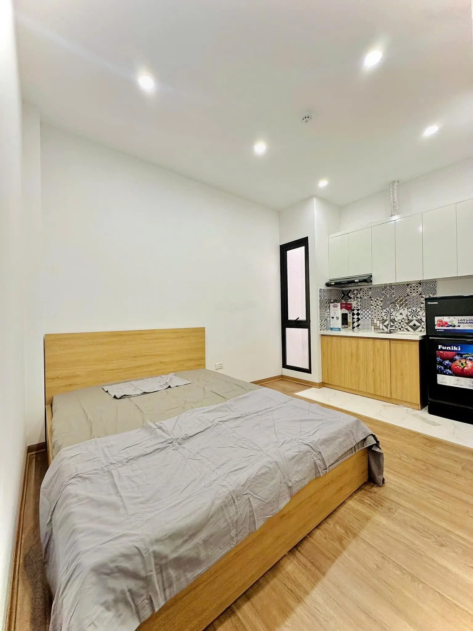 CCMN Khương Đình 10 phòng khép kín full đồ - bagac đỗ cửa - thang máy êm - dòng tiền gần 50tr/tháng