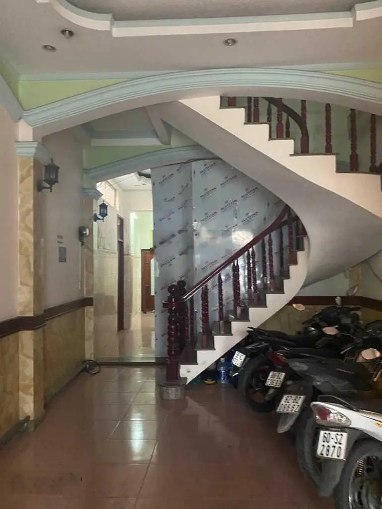 Căn hộ dịch vụ 15 phòng, HXH Lê Đức Thọ, thu nhập 40tr/tháng