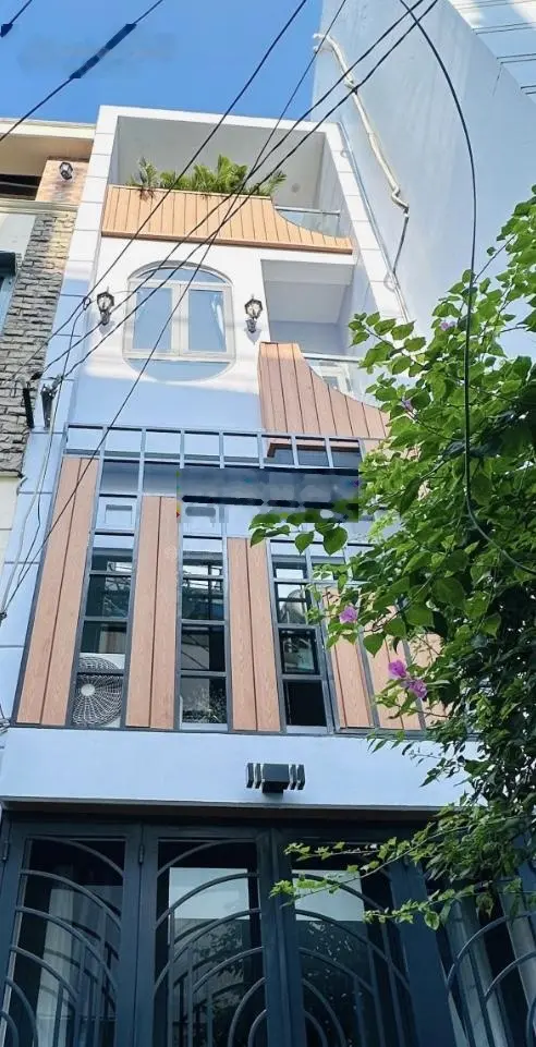 Chính chủ bán gấp nhà ngay Huỳnh Văn Bánh P. 11 Q. Phú Nhuận - 64m2 - SHR - giá 4 tỷ 2 - full NT