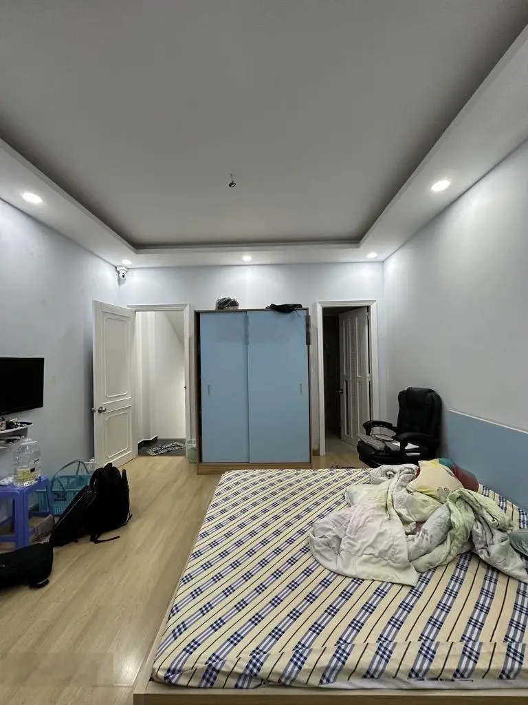 Hẻm 6m thông Nguyễn Hồng Đào-Tân Bình - 60m - 4 Tầng - 4x15m-4PN-5WC - không lộ giới - giá 11.5 tỷ