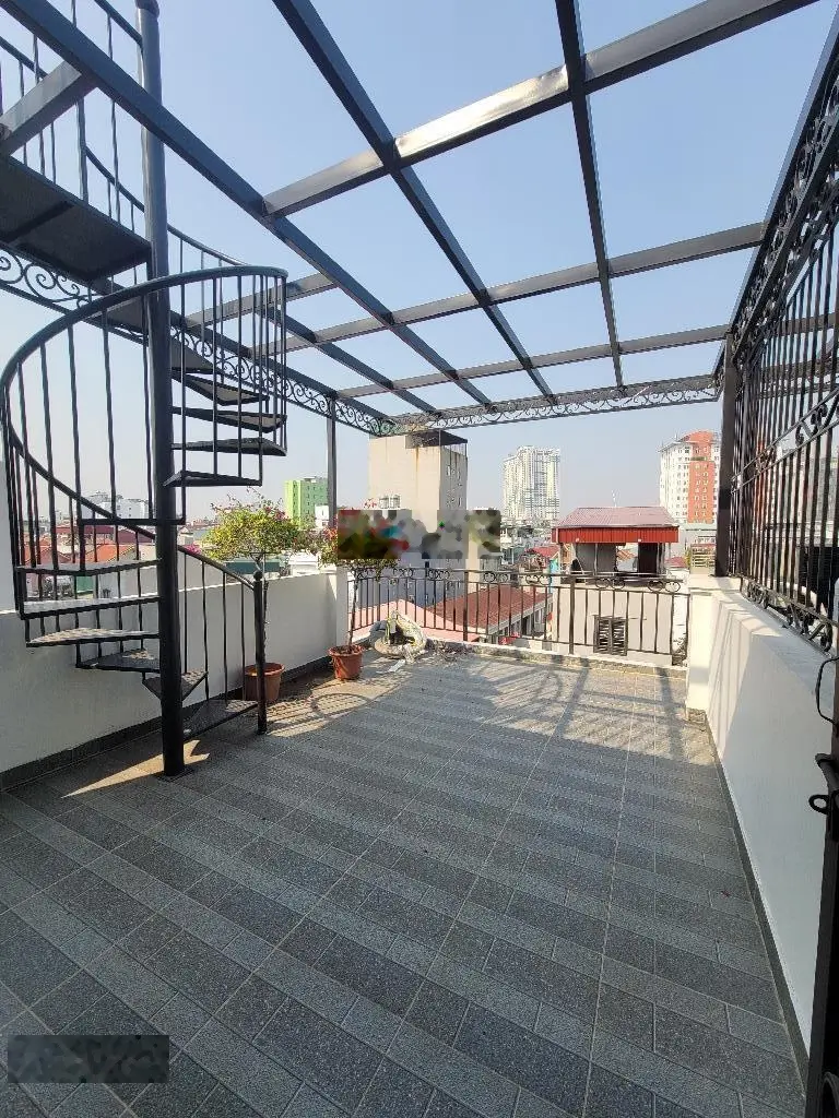 Bán nhà riêng 41,2m2 giá 11,2 tỷ tại Phố Hồng Tiến, Bồ Đề, Long Biên, Hà Nội