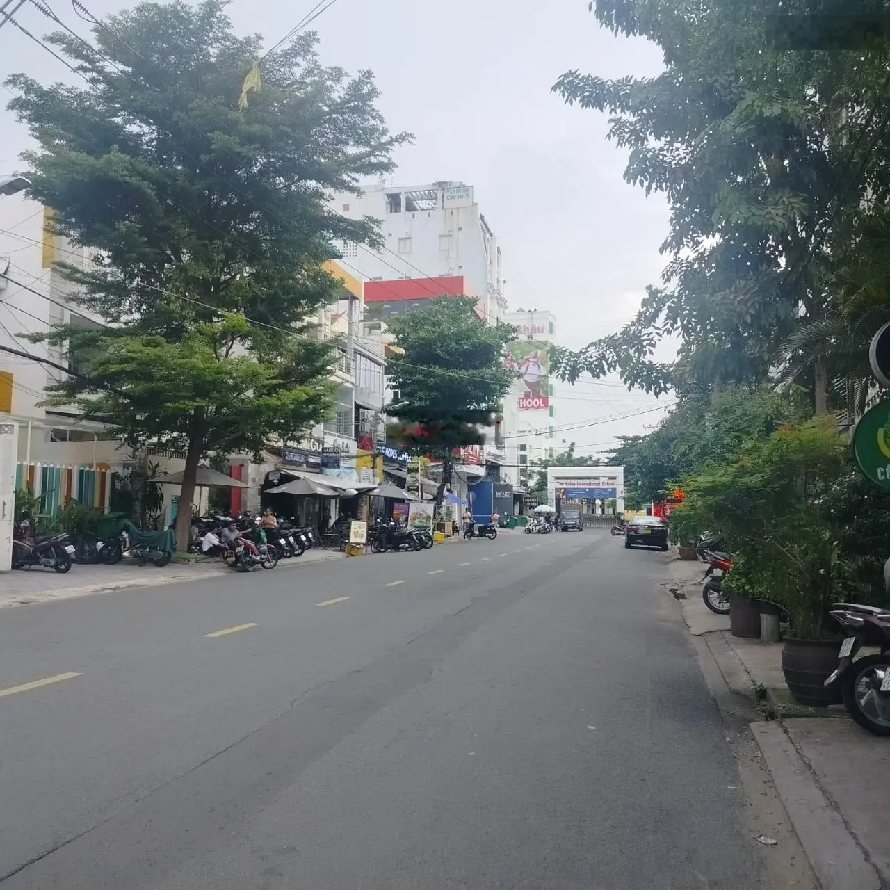 Gia Đình cần tiền bán gấp nhà MT Võ Oanh bán nhà D3 Bình Thạnh DT: 5*20 3 tầng HĐT 45tr giá 23.7 tỷ