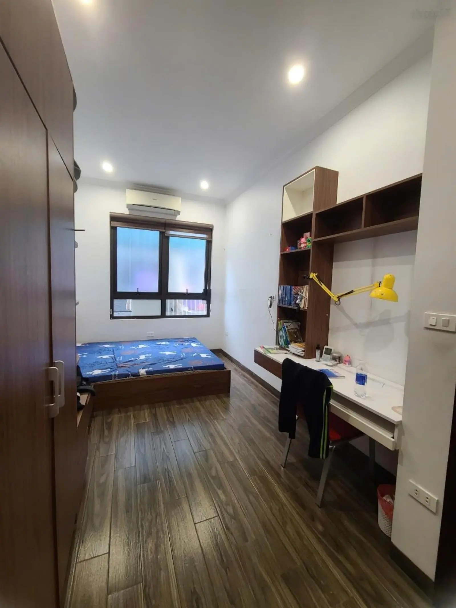 Siêu phẩm - Tây Hồ - nhà cực đẹp - giá siêu Hot - kinh doanh đỉnh - 100m2 - 5 tầng - 20 tỷ