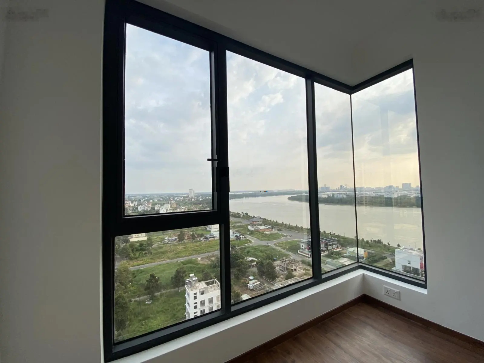 Bán CH One Verandah Quận 2 nhận nhà ở ngay. Căn 1PN - giá từ 4,3tỷ, 0908 207 ***
