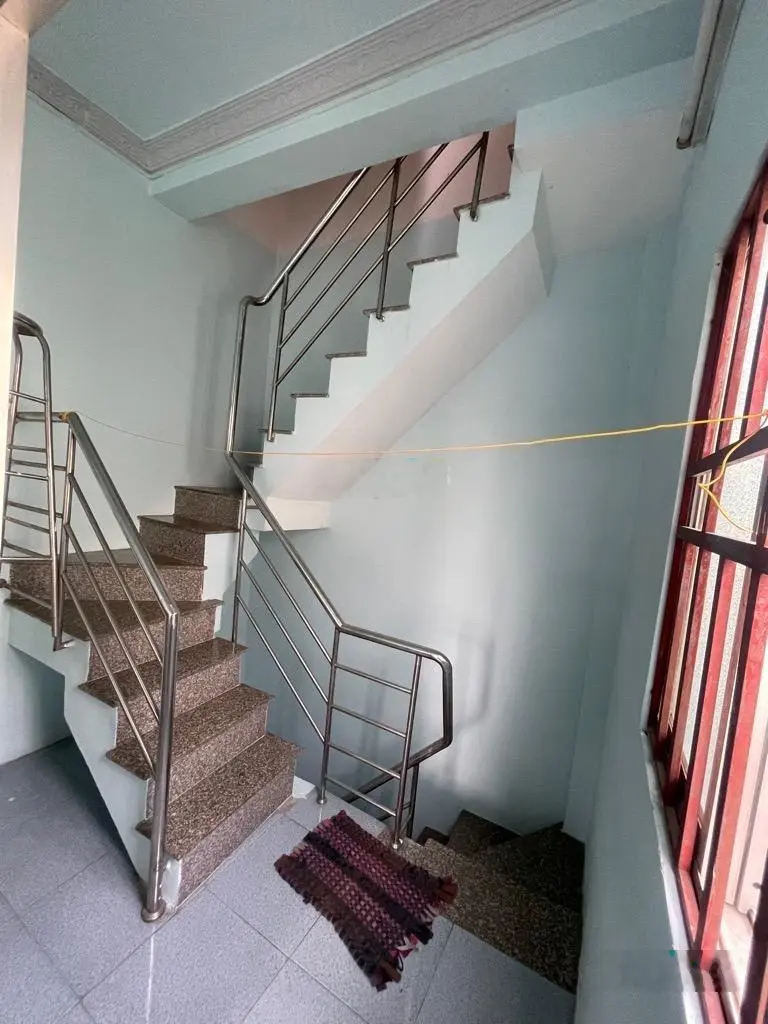 Bán nhà hẻm Lương Văn Can quận 8. 24m2 / 3 tẩng BTCT - 2 phòng ngủ