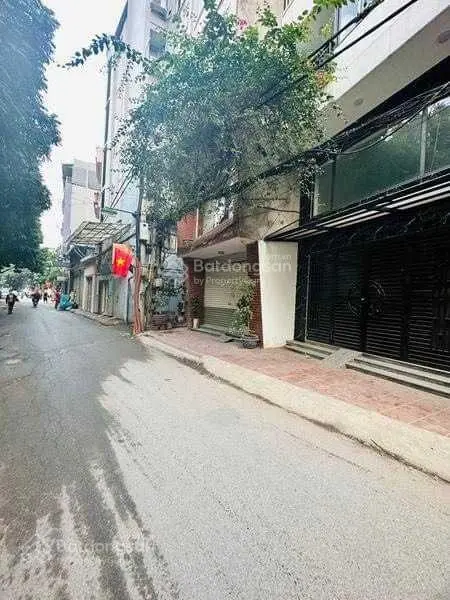 Bán gấp căn nhà Bưng Ông Thoàn, Phú Hữu, quận 9 giá 2tỷ700tr nội thất đầy đủ