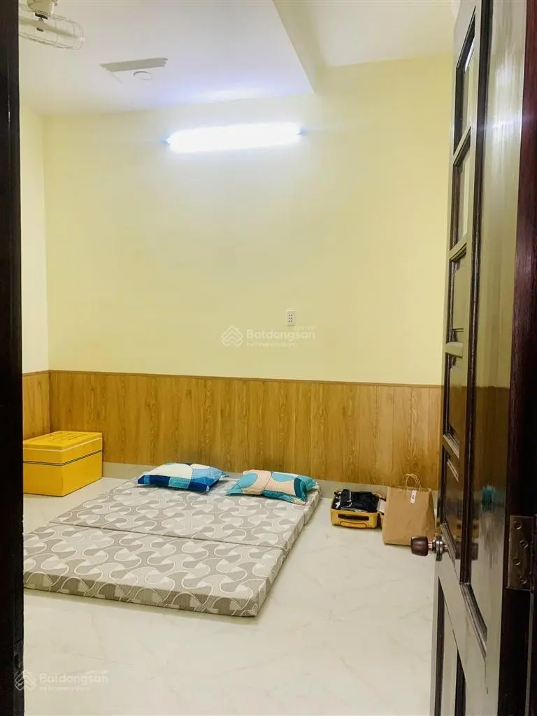 Bán nhà Bùi Đình Túy hẻm 3m 4,5x15m 1 lầu 4PN giá 6,7 tỷ
