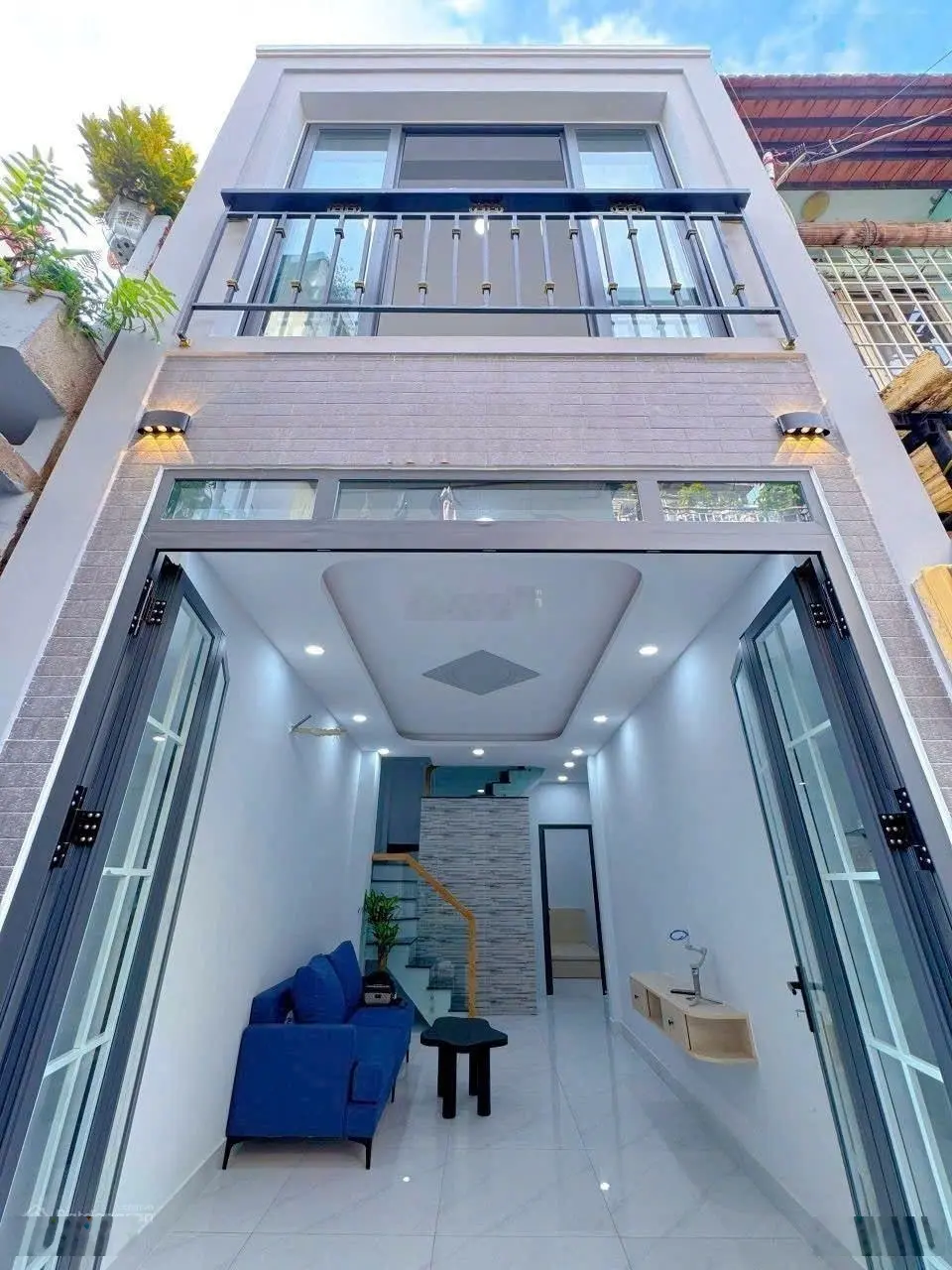 Nhà mới đẹp xvnt - gần chợ thị nghè, giáp q1- 39 m2 có 3pn, sẵn nội thất cao cấp - giá chỉ 4.9 tỉ
