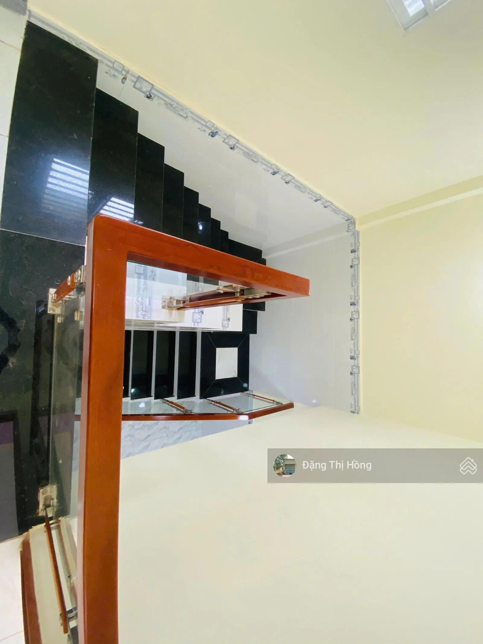Nhà 1 sẹc đường Trần Đại Nghĩa ngay sau chung cư Vision 1, 71m2, 1T1L, sổ sẵn đang cho thuê 7tr/th